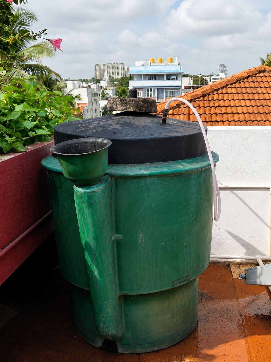 On-site biogas plant powering the office kitchen at Infra DigiTech
